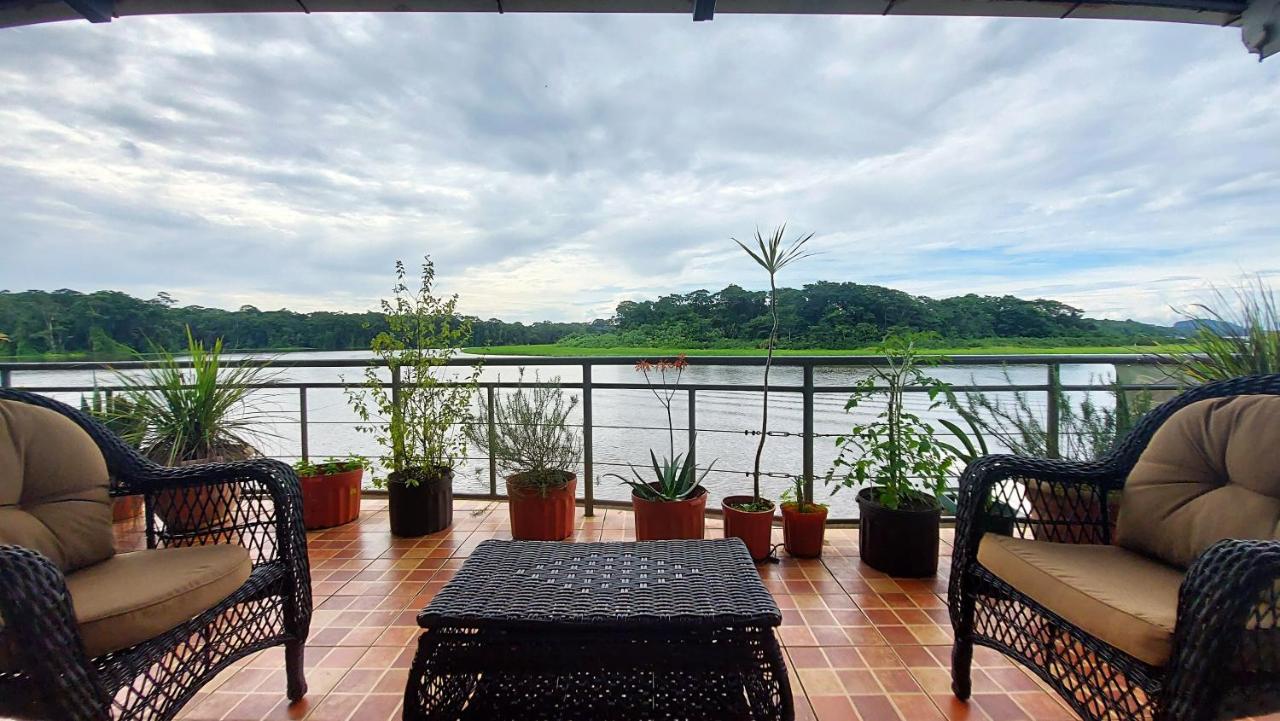 Tortuguero Adventures Guesthouse Exterior photo